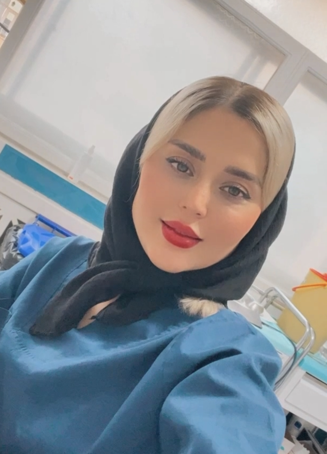 خانم مینا کاظمی اقدم